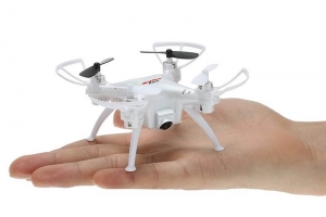 Радиоуправляемый квадрокоптер X52C 4CH quadcopter with 6AXIS GYRO (с камерой)
