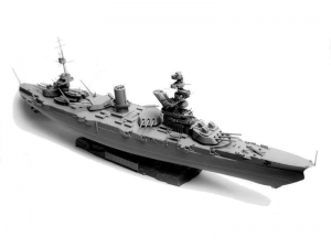 Сборная модель ZVEZDA Советский линкор "Марат", 1/350