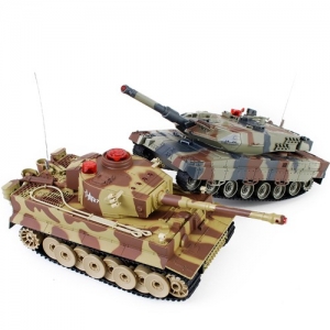 Танковый бой HuanQi 558